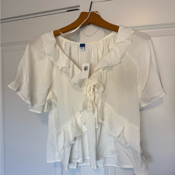 NWT Old Navy Cream Ruffle Blouse - Picture 2 of 2